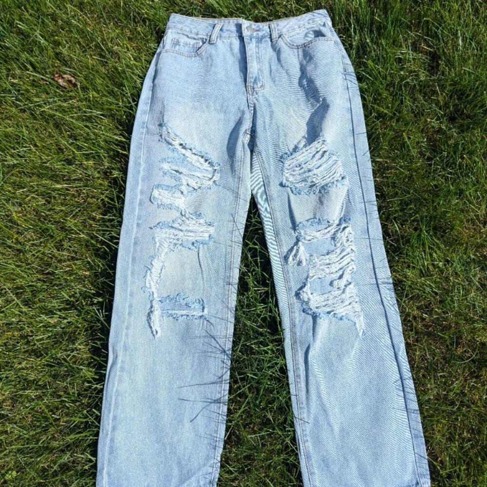 Distressed Jeans